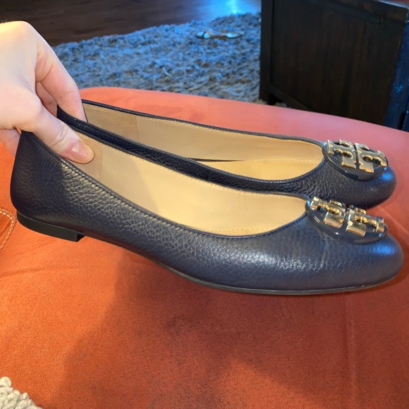 TORY BURCH navy flats - Picture 2 of 2